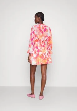 Hugo Kasralla - Jurk - Open Miscellaneous -Mode Kledingwinkel 693f8161c3d34877baddbb13bc27832d