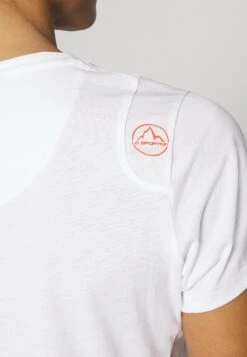 La Sportiva Icy Mountains - T-Shirt Print - White -Mode Kledingwinkel 6a76599cfc844bf7b61a15cf4d338516
