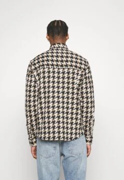 Boss Owen - Overhemd - Medium Beige -Mode Kledingwinkel 6ca38ad6e17e47e7806419b9691f1044