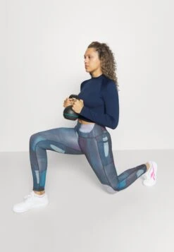 Longsleeve - Blue-Grey 8 Longsleeve - Blue-Grey -Mode Kledingwinkel 6e85081848f14776867d9ef5cba6e6e6