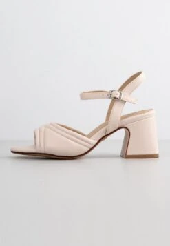 S.Oliver Sandalen - Nude