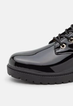 MICHAEL Michael Kors Alistair - Veterboots - Black -Mode Kledingwinkel 706f2acf4ae14575986ac99a5cbaefb4