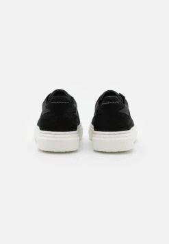MM6 Maison Margiela Unisex - Instappers - Black/White -Mode Kledingwinkel 709e755a75434fc184830dec64cb19f2