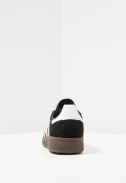 Adidas Originals Handball Spezial Unisex - Sneakers Laag - Cblack/Ftwwht/Gum5 -Mode Kledingwinkel 7157a37c35774be6bf73ce17820012a4