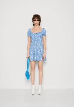 Nieuwe uitgaven -Mode Kledingwinkel 71c28c1a67774e4dbf6162327260736f