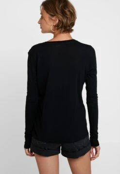 American Vintage Jacksonville Round Neck Long Sleeve - Longsleeve - Noir -Mode Kledingwinkel 7682a83eebcd4b8ba0a00b76ae469577