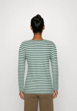Marc O'Polo Long Sleeve Boat Neck - Longsleeve - Lake Green 9 Marc O'Polo Long Sleeve Boat Neck - Longsleeve - Lake Green -Mode Kledingwinkel 79b35ecfa8594405b92e9d86d23a045b