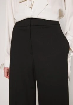 Hugo Himia - Broek - Black -Mode Kledingwinkel 79ccfb03c3dc4f75b5fbd3aa29112492