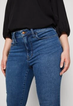 Madewell Plus Curvy Roadtripper - Jeans Skinny Fit - Roselawn Wash -Mode Kledingwinkel 7a09a294e58f49e688261cce6919bc9c