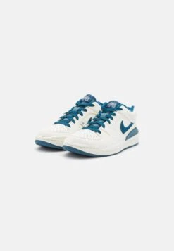 Jordan Stadium 90 - Sneakers Laag - Sail/Sky/Ozone Blue -Mode Kledingwinkel 7c4c6d3710f342f3b500eac55da632e8