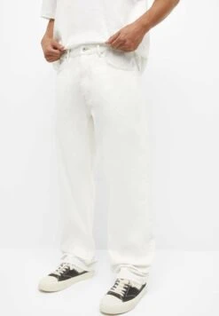 PULL & BEAR Wide Leg- Relaxed Fit Jeans - White