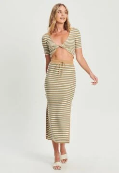 Calli Pia - T-Shirt Print - Knit Stripe -Mode Kledingwinkel 7f23cde1bd47424eb08147bc6db65fff