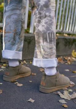 Ugg Korte Laarzen - Marrone -Mode Kledingwinkel 805545edaa1f4bd18248d04b1a641ed4