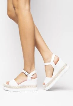 NeroGiardini Sandalen Met Sleehak - Bianco