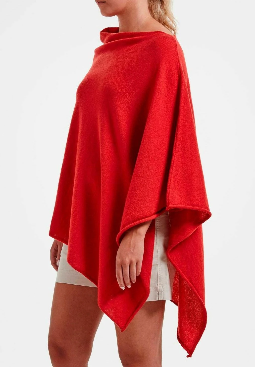 Holebrook Sofie- Poncho - Scarlet 4 Holebrook Sofie- Poncho - Scarlet - Afbeelding 2