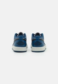 Air Jordan 1- Sneakers Laag - French Blue/Black/College Grey/Sail -Mode Kledingwinkel 84fcac5ace7447668eeff77325c53caf