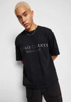 CARLO COLUCCI Unisex - T-Shirt Print - Black -Mode Kledingwinkel 858376c421f0429689265232801daf61
