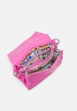 Desigual Bag_Chocolin 23_Rodas - Handtas - Fuxia Magico -Mode Kledingwinkel 85e6cd81c4a34240a2a427a92fa6abb5