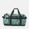 The North Face Base Camp Duffel M Unisex - Reistas - Misty Sage Irregular Geometry/Black -Mode Kledingwinkel 86ec6e77f0464bb79b42722b5317a290
