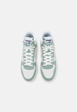 Diadora Magic Basket Demi - Sneakers Hoog - Whisper White/Iceberg -Mode Kledingwinkel 870124ffd2e448b8a4a348be6fc0d3e5
