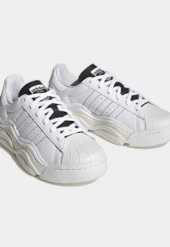 Adidas Originals Superstar Millencon W - Sneakers Laag - Cloud White Cloud White Core Black -Mode Kledingwinkel 8763dd40930e41a8b9f68d6cd5c6ae1b