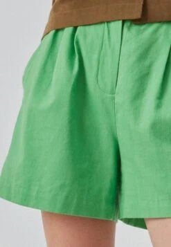 Modström Cydney - Shorts - Classic Green -Mode Kledingwinkel 8790db7fe61f4c358612544c3a7e6dbc
