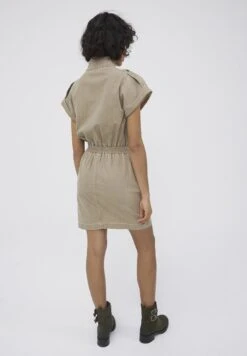 Ikks Nietenbesetztem Stehkragen - Spijkerjurk - Light Khaki -Mode Kledingwinkel 89491a3ba83f4c21ad16a9b46f409620