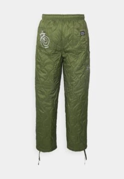 Obey Clothing Baseline Quilted Pant Unisex - Cargobroek - Light Army -Mode Kledingwinkel 8a29472ab56444fdaa4240e91057f40b