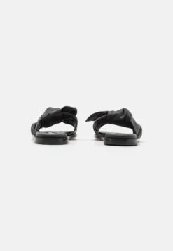 MSGM Muiltjes - Black -Mode Kledingwinkel 8c5fc84d558848bb8f772f395ca3b490