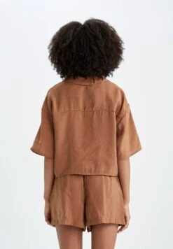 DeFacto Regular Fit- Shorts - Brown -Mode Kledingwinkel 8e6d365574024056a23a458d0bbacd3e