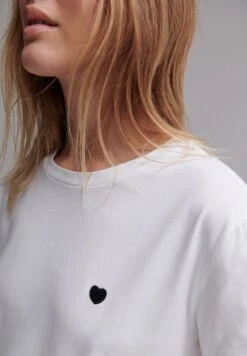 OPUS Serz - T-Shirt Basic - White 10 OPUS Serz - T-Shirt Basic - White -Mode Kledingwinkel 900c9549e7d34362837205b693b2736e