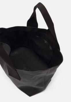 ARKET Shopper - Black 9 ARKET Shopper - Black -Mode Kledingwinkel 90ede1bcfc0341d3953fd201c561b532
