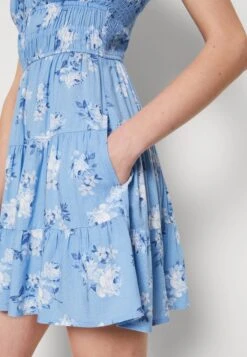 Hollister Co. Channeled Dress - Jurk - Cornflower -Mode Kledingwinkel 959a21119c2a4ba298be578e00e7c396