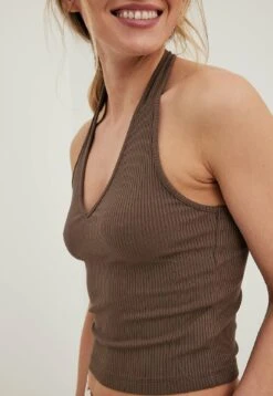 NA-KD Mit Neckholder-Ausschnitt - Top - Brown -Mode Kledingwinkel 97bc5902157347b5a5455981f87f9b58
