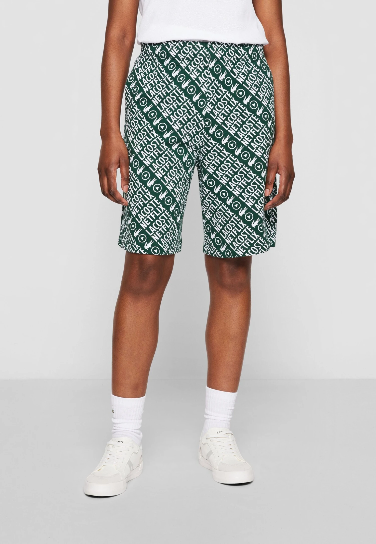 Lacoste X Netflix - Shorts - Green/White 5 Lacoste X Netflix - Shorts - Green/White - Afbeelding 3