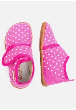 Giesswein Stans Slim Fit - Pantoffels - Himbeer -Mode Kledingwinkel 9e262960462e491a8e6ac33ff42b2258