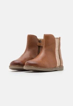 Nieuwe uitgaven -Mode Kledingwinkel 9e3226ddd83c425ea71066eb3cc6c99c