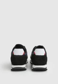 Pepe Jeans Tour Basic - Sneakers Laag - Black -Mode Kledingwinkel 9e4d198e9b134d3ca7f496a34ce796fa