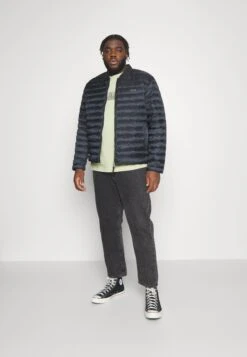 Gant Light Padded Jacket Plus Size - Bomberjacks - Black -Mode Kledingwinkel 9e6a8883f9214c628b2f2f8a93a3de2c