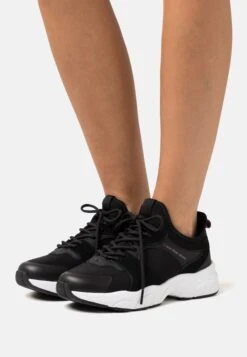 Calvin Klein Jeans Retro Tennis Sock- Sneakers Laag - Black/Amethyst