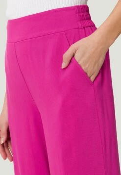 Zero Weites Bein 26 Inch - Broek - Fuchsia Red 10 Zero Weites Bein 26 Inch - Broek - Fuchsia Red -Mode Kledingwinkel a1deb942cd774b55bf2e89c7af75460d