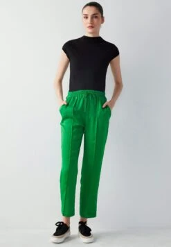 Ipekyol Drapey Comfortable Cut With Elastic Waistband - Broek - Green -Mode Kledingwinkel a2e042e5d6724910b42fc622309fb76d