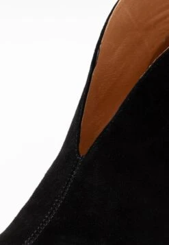 Shoe The Bear Valentine - Korte Laarzen - Black -Mode Kledingwinkel a63d13a20aae41d889d3b7dae731e978