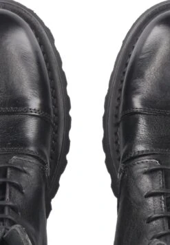 MoMA Enkellaarsjes Met Plateauzool - Schwarz -Mode Kledingwinkel a6a3697cc07645c58909ad79a0eccd79