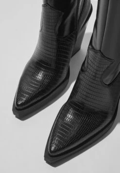 BERSHKA Cowboy-/Bikerlaarzen - Black -Mode Kledingwinkel a90cab613b7641ab8ba636cac4e9ad81