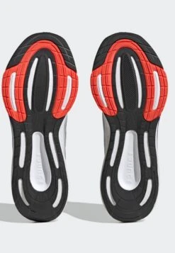 ADIDAS PERFORMANCE Ultrabounce - Hardloopschoenen Neutraal - Chalk White Core Black Cloud White -Mode Kledingwinkel af7beb307bc64de5a94a5be36e2bea0b