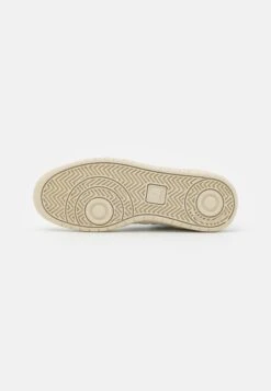Veja V-10 - Sneakers Laag - White/Steel/Nautico -Mode Kledingwinkel b05a1f672c254b4ba2d546e9e6b3ea7a