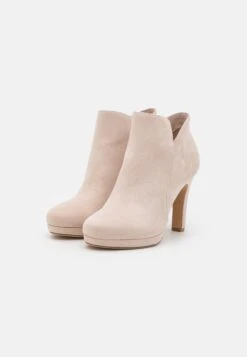 Tamaris Enkellaarsjes Met Plateauzool - Ivory -Mode Kledingwinkel b42ac854fa544a11af28b127da52d29f