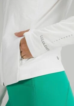 Lululemon Push Your Pace - Runningjack - White 12 Lululemon Push Your Pace - Runningjack - White -Mode Kledingwinkel b43e3e461ef54f5781d924e2a6f8ef79