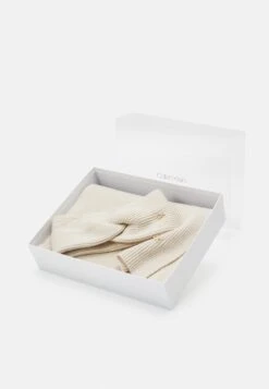 Calvin Klein GiftpacksHeadband + Scarf - Halsdoek - Dark Ecru -Mode Kledingwinkel b55b6fd4fdff4683bbd22ed99f276a99